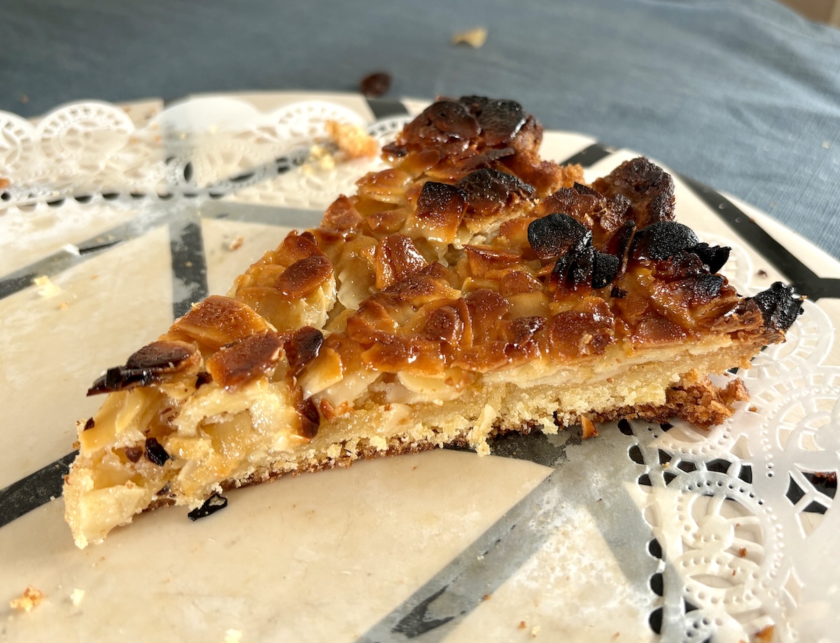 Tarte de Amêndoa (Almond Cake)